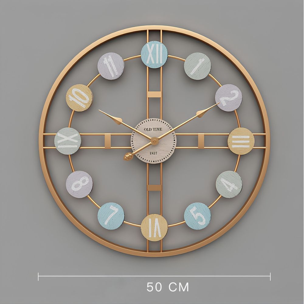 Horloge murale design dorée avec chiffres romains multicolores, diamètre 50 cm